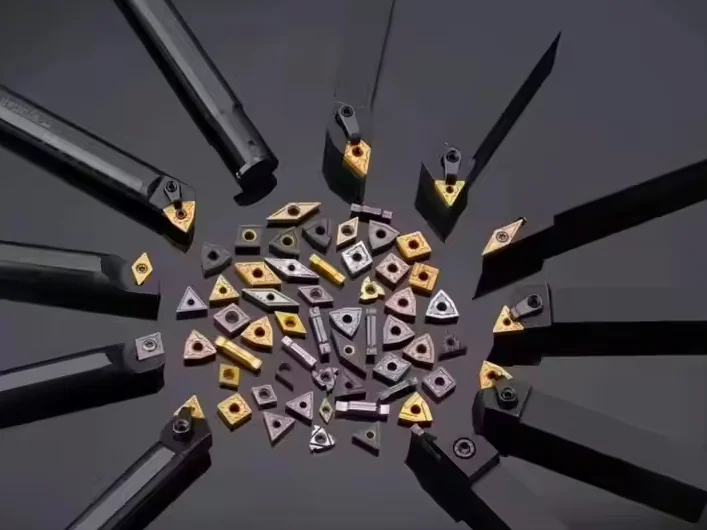 Different-lathe-cutting-tool-materials
